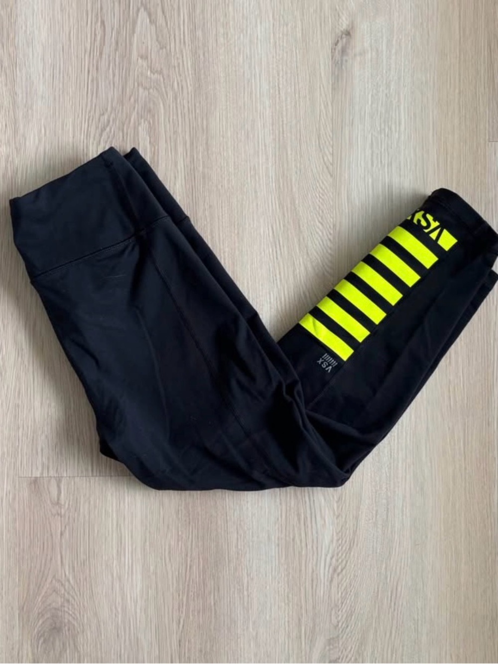 Victoria’s Secret Sport Capris